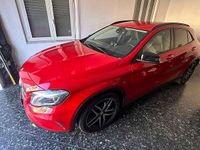 Usata Mercedes GLA180 109 CV (80 kW) 2015 Rosso SUV