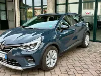 Usado Renault Captur Zen 94 CV (69 kW) 2022 Azul SUV