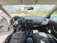 Usata VW Golf IV 130 CV (95 kW) 2002 Grigio Berlina