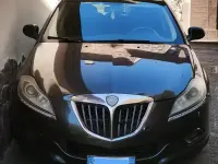 Usata Lancia Delta 120 CV (88 kW) 2010 Grigio Utilitaria