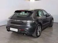Usata Porsche Macan 381 CV (280 kW) 2023 Grigio vulcano SUV