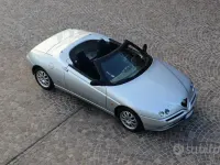 Usata Alfa Romeo Spider 144 CV (105 kW) 2000 Grigio Cabrio
