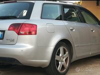 Usado Audi A4 150 CV (110 kW) 2006 Gris Familiar