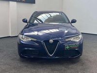Usata Alfa Romeo Giulia Sprint 150 CV (110 kW) 2018 Blu scuro Berlina