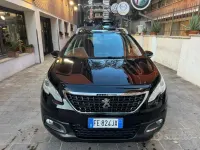 Usata Peugeot 2008 Allure 82 CV (60 kW) 2016 Nero SUV