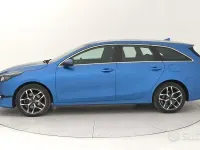 Usata Kia Ceed 136 CV (100 kW) 2023 Blu Utilitaria