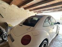 Usata VW Beetle 131 CV (96 kW) 2005 Bianco Utilitaria