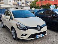 Usata Renault Clio IV 75 CV (55 kW) 2018 Beige Berlina