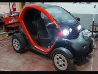 Usata Renault Twizy Urban 12 kW (17 CV) 2012 Rosso Utilitaria