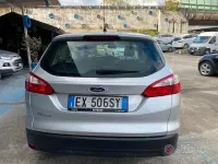 Usata Ford Focus 120 CV (88 kW) 2014 Grigio Station wagon