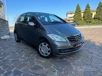 Usata Mercedes A160 Elegance 95 CV (69 kW) 2011 Marrone Coupé