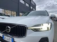 Usata Volvo XC60 Momentum 197 CV (144 kW) 2022 Bianco SUV