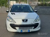 Usata Peugeot 206 57 CV (41 kW) 2012 Bianco Berlina