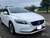 Usata Volvo V40 115 CV (84 kW) 2013 Bianco Berlina
