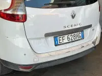 Usata Renault Scénic 110 CV (80 kW) 2010 Bianco Monovolume