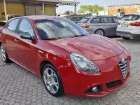 Occasion Alfa Romeo Giulietta Exclusive 105 ch (77 kW) 2015 Rouge Citadine