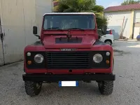 Usata Land Rover Defender 86 CV (63 kW) 1989 Rosso SUV