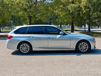 Usata BMW 318 190 CV (139 kW) 2016 Grigio Station wagon