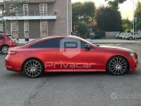 Usata Mercedes E220 194 CV (142 kW) 2019 Rosso Coupé