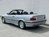 Usata BMW 325 Cabriolet Efficient Dynamics 192 CV (141 kW) 1994 Grigio Cabrio