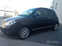 Usata Lancia Ypsilon 60 CV (44 kW) 2007 Nero Utilitaria