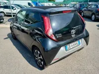 Usata Toyota Aygo Connect Style 72 CV (52 kW) 2020 Nero Utilitaria