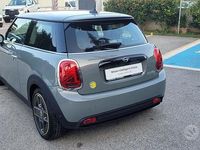 Usata Mini Cooper SE 135 kW (184 CV) 2022 Grigio Utilitaria