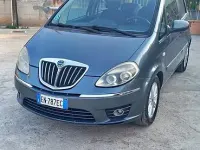 Usata Lancia Musa 95 CV (69 kW) 2012 Bluazzurro Monovolume