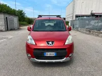 Usata Peugeot Partner Tepee Outdoor 120 CV (88 kW) 2010 Arancione Monovolume