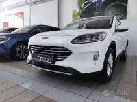 Usado Ford Kuga Business Edition 152 CV (111 kW) 2021 Blanco SUV