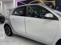 Usata Smart ForFour Passion 70 CV (51 kW) 2016 Bianco Utilitaria