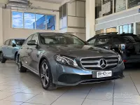 Usata Mercedes E350 Premium 258 CV (189 kW) 2018 Grigio montagna Berlina