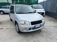 Usata Suzuki Ignis GL 83 CV (61 kW) 2001 Grigio(met.) Utilitaria