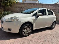 Usata Fiat Punto 77 CV (56 kW) 2009 Bianco Utilitaria