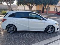 Usata Mercedes B200 136 CV (100 kW) 2017 Bianco Monovolume