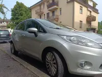 Usata Ford Fiesta Titanium 80 CV (58 kW) 2011 Grigio Utilitaria