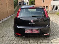 Usata Fiat Punto Lounge 69 CV (50 kW) 2017 Nero Utilitaria