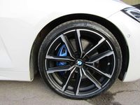 Usata BMW 420 M Sport 190 CV (139 kW) 2023 Alpin weiss perlato Coupé