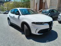 Begagnad Alfa Romeo Tonale Super 131 HK (96 kW) 2023 Vit SUV
