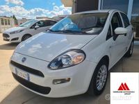 Usata Fiat Punto Street 77 CV (56 kW) 2016 Bianco Utilitaria
