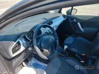 Usata Citroën C3 60 CV (44 kW) 2012 Grigio Berlina