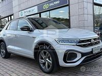 Usata VW T-Roc R-line 150 CV (110 kW) 2023 Grigio SUV