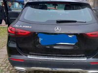 Usata Mercedes GLA200 136 CV (100 kW) 2022 Nero SUV