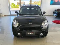 Usata Mini One Countryman 102 CV (75 kW) 2019 Nero SUV