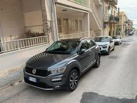 Usata VW T-Roc 2019 Grigio SUV