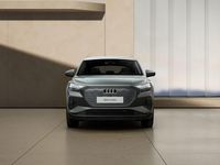 Nuova Audi Q4 e-tron Comfort 150 kW (204 CV) 2026 Grigio taifun metallizzato SUV