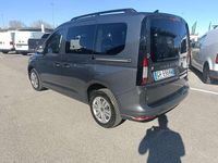 Usata VW Caddy 102 CV (75 kW) 2022 Grigio indio Monovolume