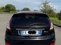 Usata Ford Fiesta 75 CV (55 kW) 2017 Nero Utilitaria