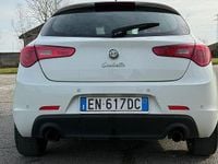 Usata Alfa Romeo Giulietta Distinctive 140 CV (102 kW) 2012 Bianco Berlina