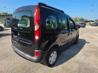 Usata Renault Kangoo 85 CV (62 kW) 2010 Nero Monovolume